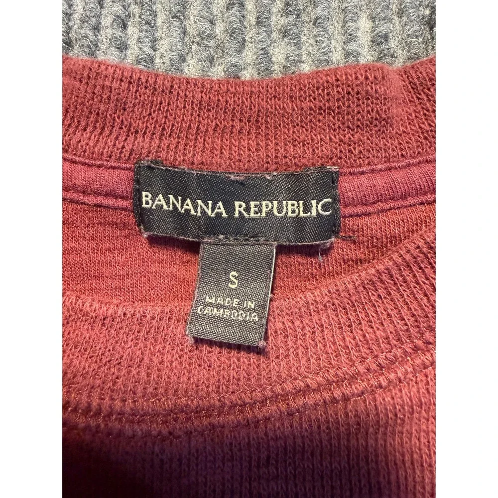 Banana Republic Mens Small Burgundy Raglan Long Sleeve Crewneck Slub Knit Top